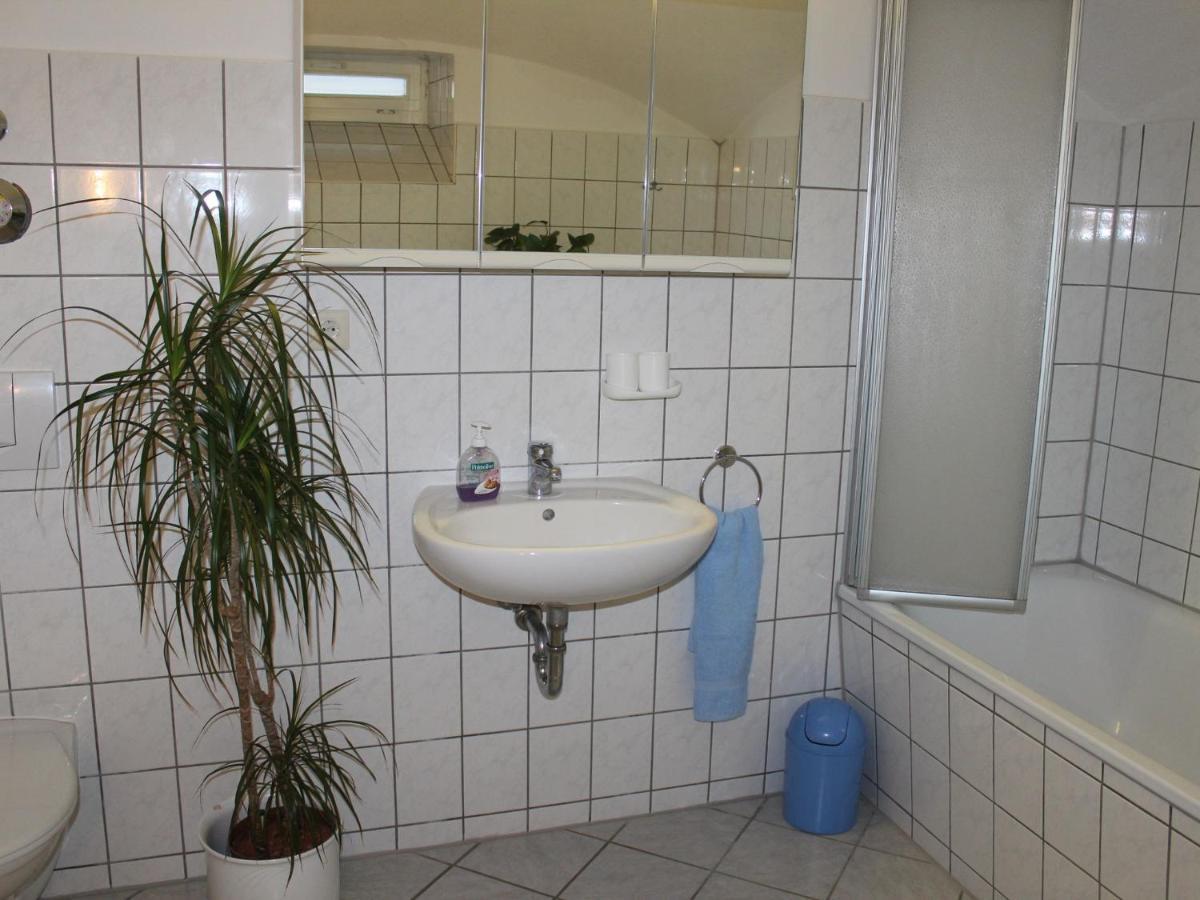 Comfy Apartment In Weissig With Garden Kültér fotó