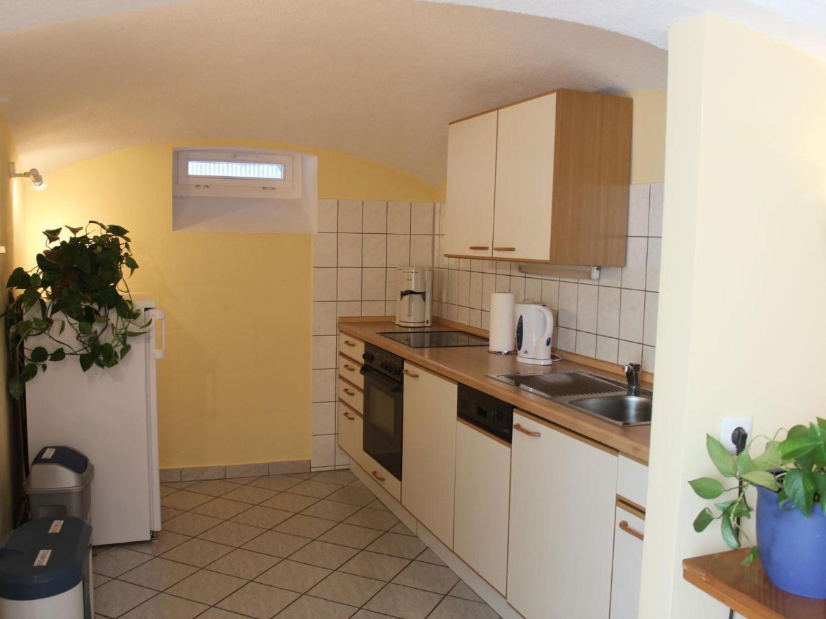 Comfy Apartment In Weissig With Garden Szoba fotó